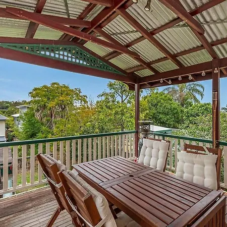 Beautiful House With City Views Brisbane Exterior photo