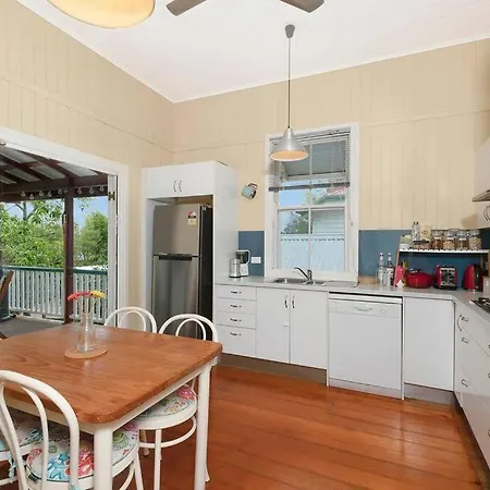 Beautiful House With City Views Brisbane Exterior photo